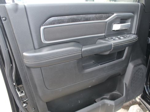 Certified 2024 RAM 2500 Big Horn w/ Bed Utility Group image 9