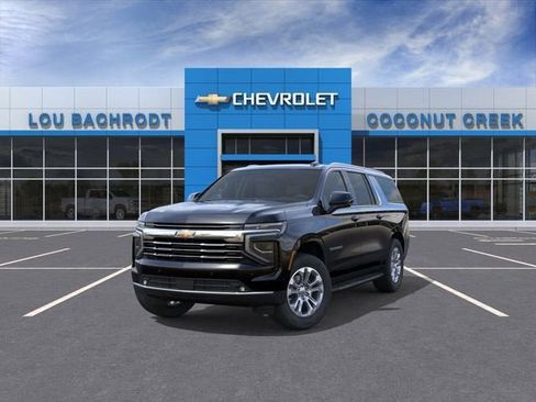 New 2026 Chevrolet Suburban LT RWD image 8