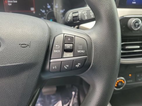 Used 2022 Ford Escape SE FWD image 20