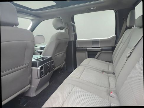 Used 2016 Ford F150 XLT w/ Equipment Group 302A Luxury image 13