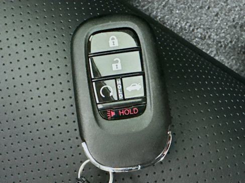Used 2025 Honda Accord Touring image 40