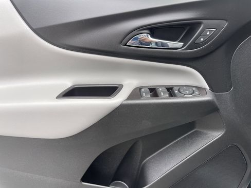 Used 2022 Chevrolet Equinox LT FWD image 10
