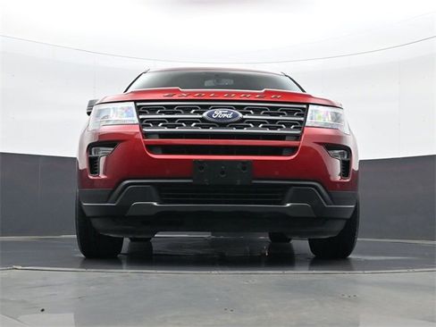 Used 2018 Ford Explorer XLT w/ Equipment Group 202A image 23