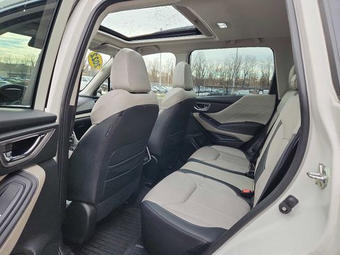 Used 2022 Subaru Forester Limited image 10