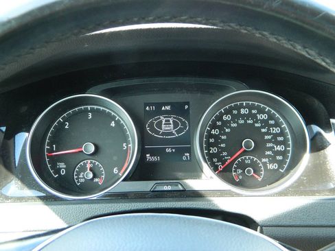 Used 2015 Volkswagen Golf TDI SEL FWD image 18