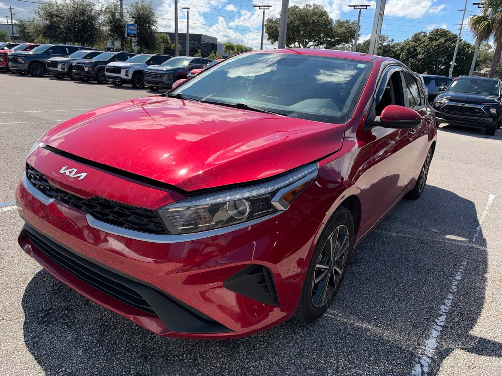Used 2022 Kia Forte LXS w/ LXS Technology Package FWD image 1