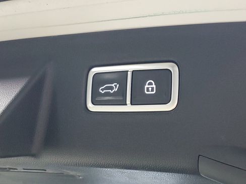 Used 2021 Kia Sorento SX AWD/4WD image 11