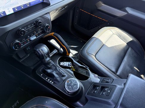 Certified 2022 Ford Bronco Badlands AWD/4WD image 13