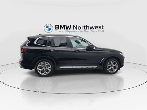 Used 2023 BMW X3 xDrive30i w/ Premium Package AWD/4WD image 4