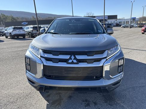 Used 2025 Mitsubishi Outlander Sport ES image 9