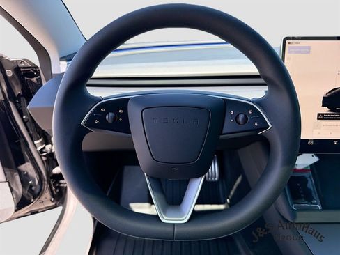 Used 2025 Tesla Model 3 Performance AWD/4WD image 12