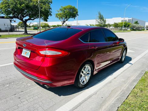 Used 2013 Ford Fusion SE FWD image 5