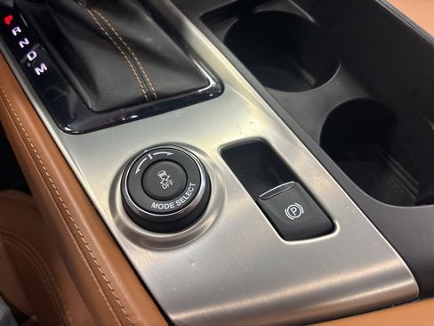 Used 2014 Chevrolet Corvette Stingray Convertible w/ 3LT Preferred Equipment Group image 21