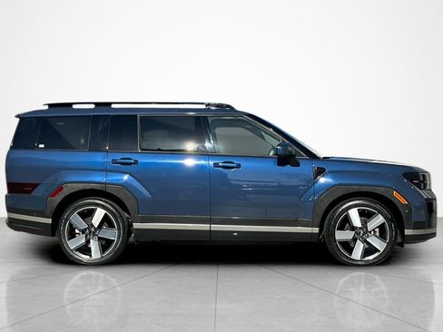 Used 2025 Hyundai Santa Fe Limited FWD image 6