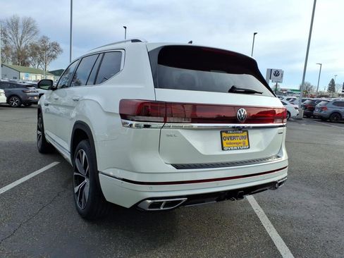 New 2026 Volkswagen Atlas SEL Premium R-Line AWD/4WD image 2