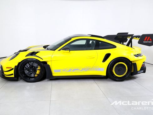 Used 2024 Porsche 911 GT3 RS w/ Weissach Package RWD image 5