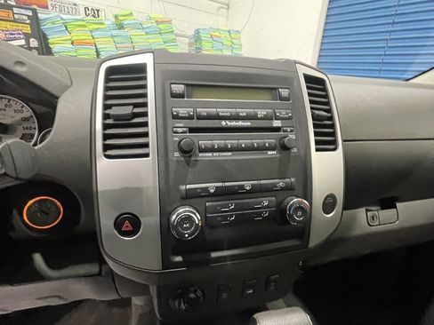 Used 2011 Nissan Xterra PRO-4X w/ Protection Pkg image 24