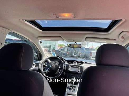 Used 2018 Nissan Sentra SV w/ Premium Package (P01) FWD image 6