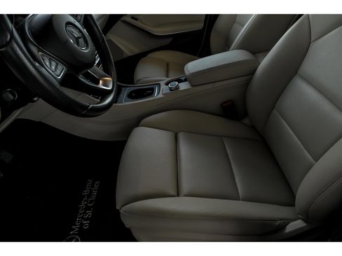 Used 2018 Mercedes-Benz GLA 250 4MATIC image 11