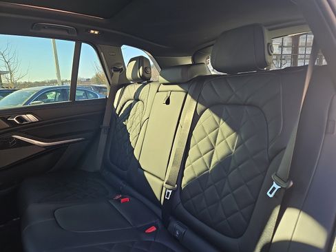 New 2026 BMW X5 xDrive40i w/ M Sport Package image 5