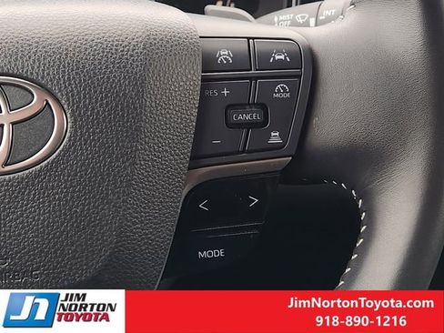 Used 2025 Toyota Camry SE w/ Multimedia Upgrade Package AWD/4WD image 30