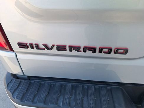 Used 2022 Chevrolet Silverado 1500 RST w/ Redline Edition AWD/4WD image 13