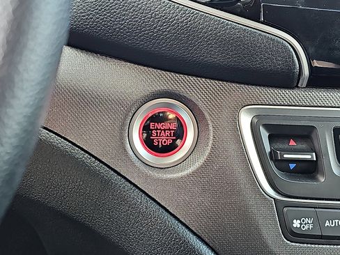 Used 2023 Honda Ridgeline Sport image 24