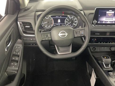 New 2025 Nissan Rogue SV image 14