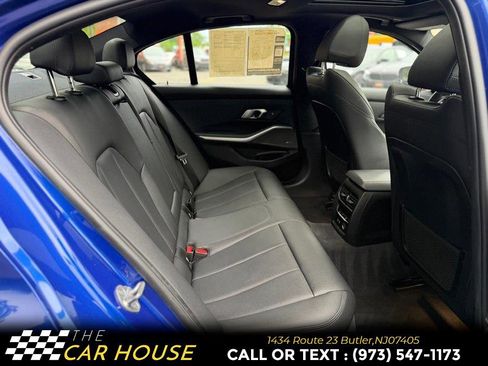 Used 2019 BMW 330i xDrive Sedan w/ M Sport Package AWD/4WD image 20