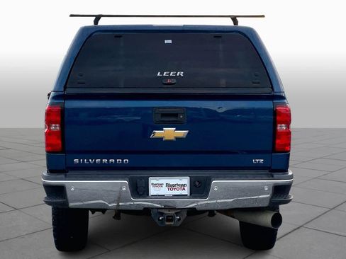 Used 2016 Chevrolet Silverado 2500 LTZ w/ Duramax Plus Package image 4
