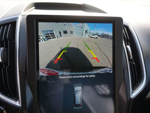 Used 2024 Ford Edge Titanium w/ Equipment Group 301A image 31