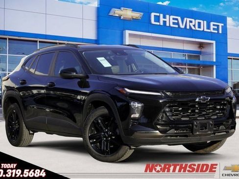 Certified 2025 Chevrolet Trax ACTIV w/ Sunroof Package image 1