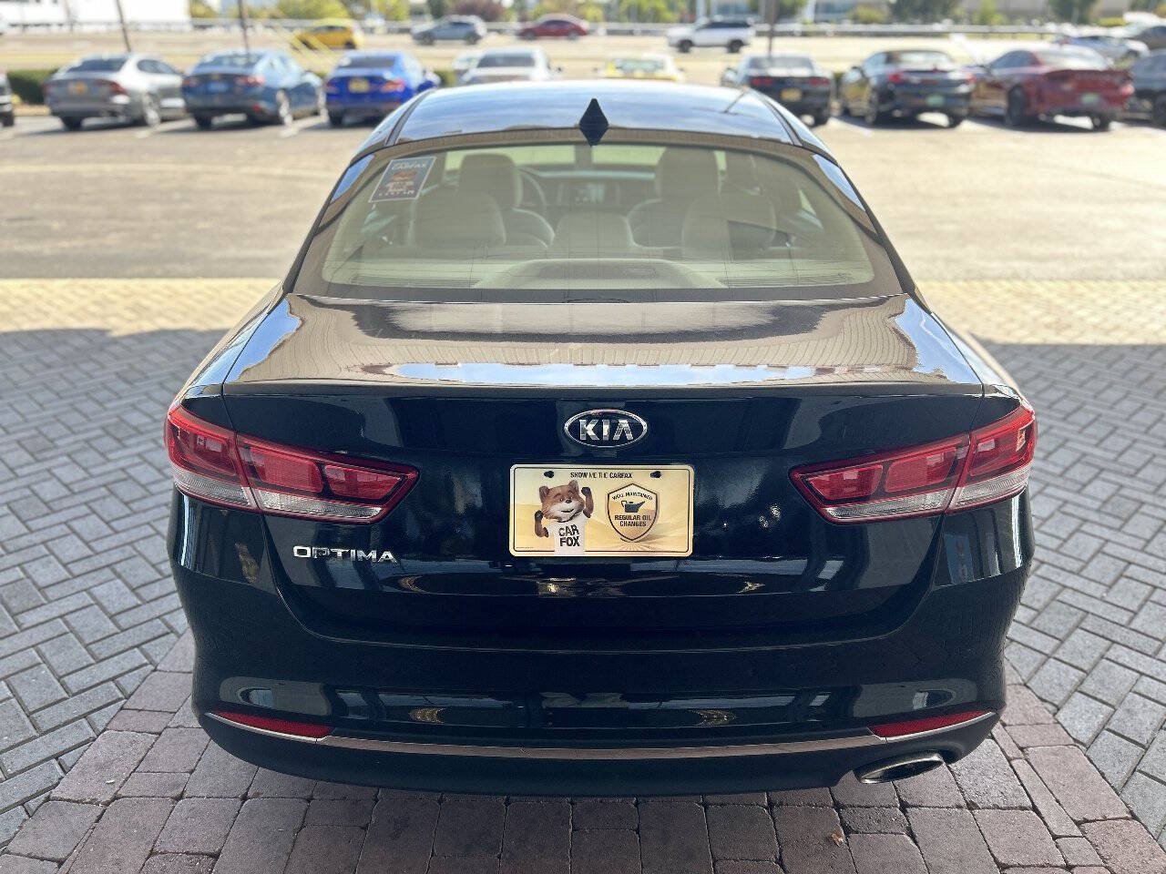 Used 2018 Kia Optima LX w/ Convenience Package FWD image 13