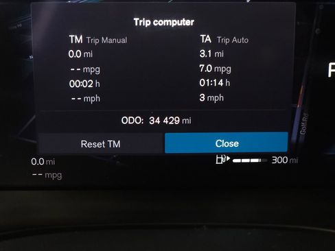 Certified 2023 Volvo XC60 B5 Plus w/ Climate Package AWD/4WD image 24