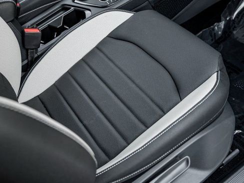 Used 2025 Volkswagen Taos SEL w/ Black Wheel Plus Package image 27