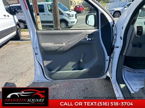 Used 2012 Nissan Frontier S w/ S Preferred Pkg image 15