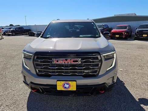 New 2026 GMC Acadia AT4 image 8