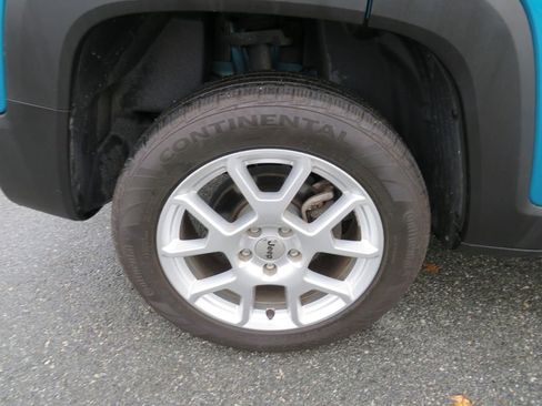 Used 2022 Jeep Renegade Latitude w/ Convenience Group image 28