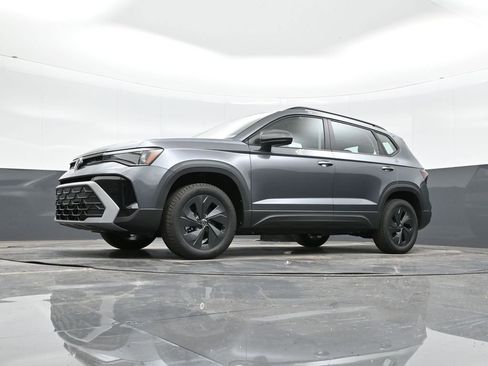 New 2026 Volkswagen Taos S image 25