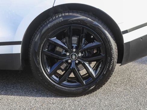 Used 2026 Land Rover Range Rover Velar S image 8