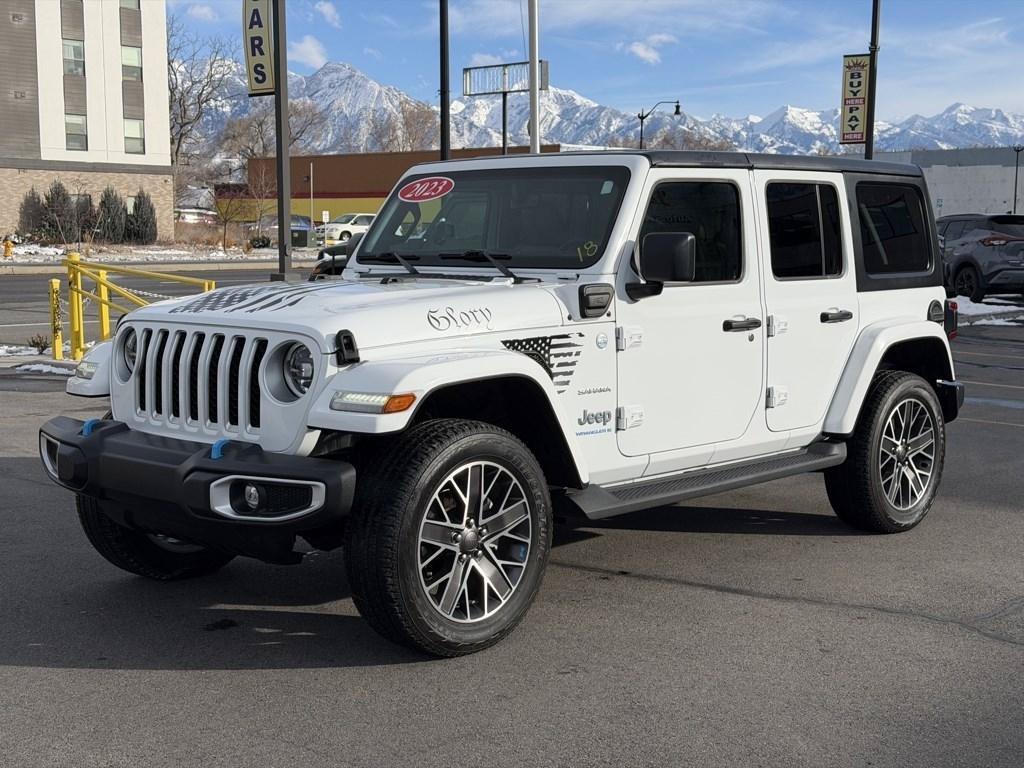 Used 2023 Jeep Wrangler Unlimited Sahara w/ Cold Weather Group AWD/4WD image 3