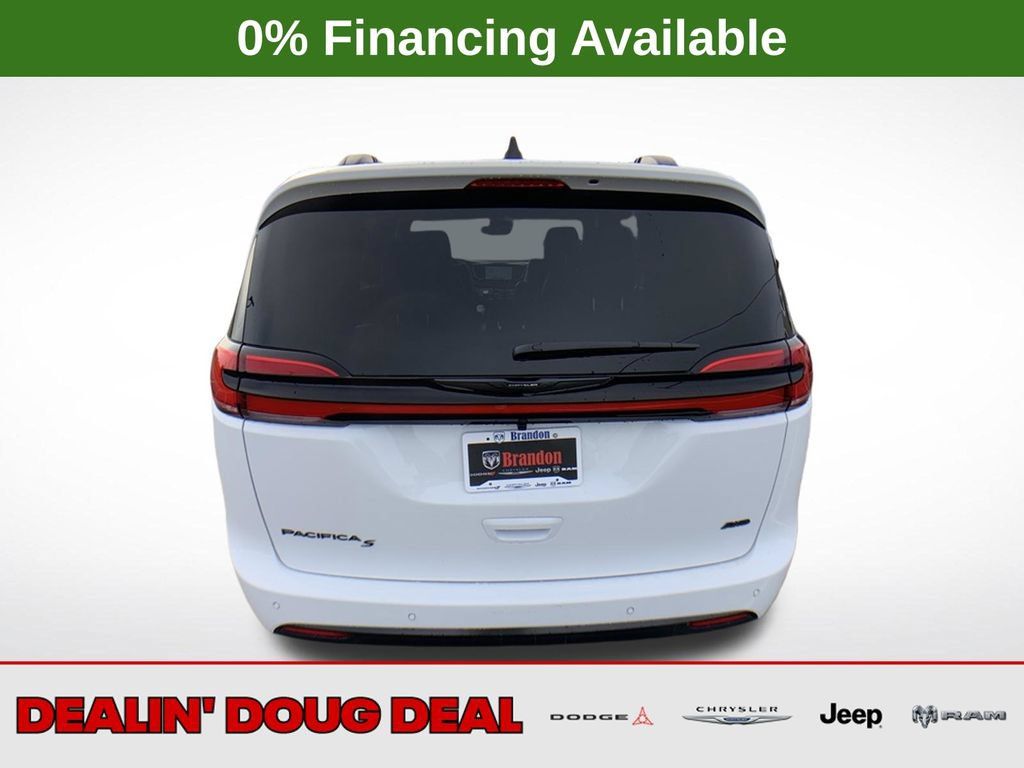 New 2026 Chrysler Pacifica Select w/ S Appearance Package AWD/4WD image 4