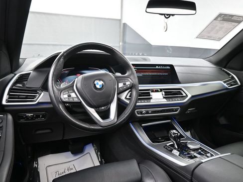 Used 2022 BMW X5 xDrive40i AWD/4WD image 25