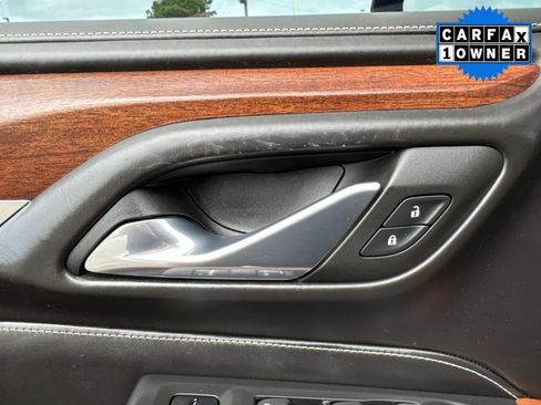 Used 2023 GMC Yukon XL Denali Ultimate image 23