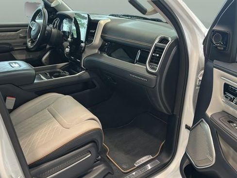 Used 2025 RAM 1500 Tungsten AWD/4WD image 20