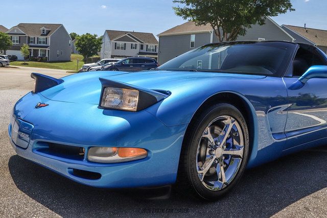 Used 1998 Chevrolet Corvette Coupe w/ Roof Pkg RWD image 88