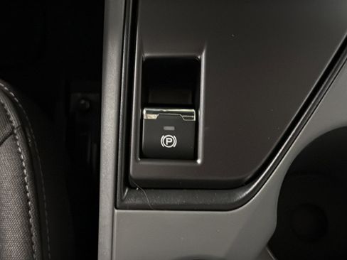 New 2026 Subaru Crosstrek 2.0i Premium AWD/4WD image 36