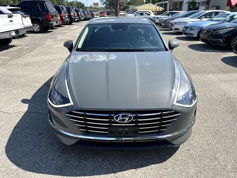 Used 2021 Hyundai Sonata SE image 2