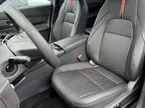 New 2026 Nissan Sentra SR w/ SR Premium Package FWD image 21