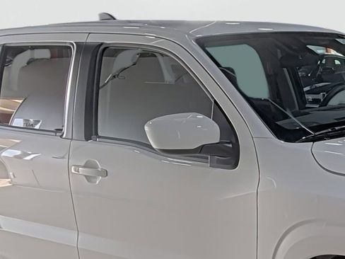 New 2026 Nissan Frontier SV w/ All-Weather Content Package AWD/4WD image 15